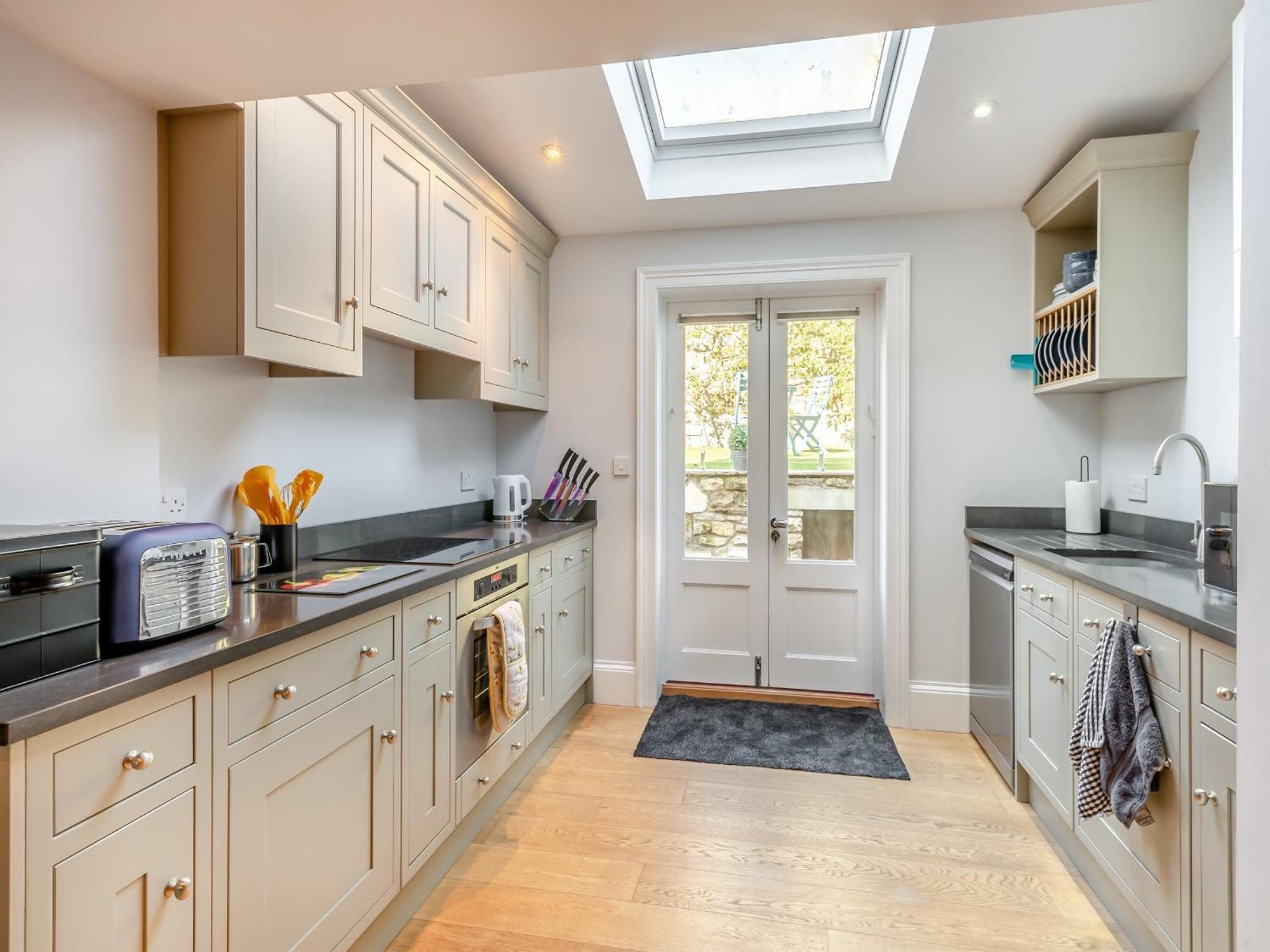 Ryburn House - Uk43518 Villa Торнтън Дейл Екстериор снимка