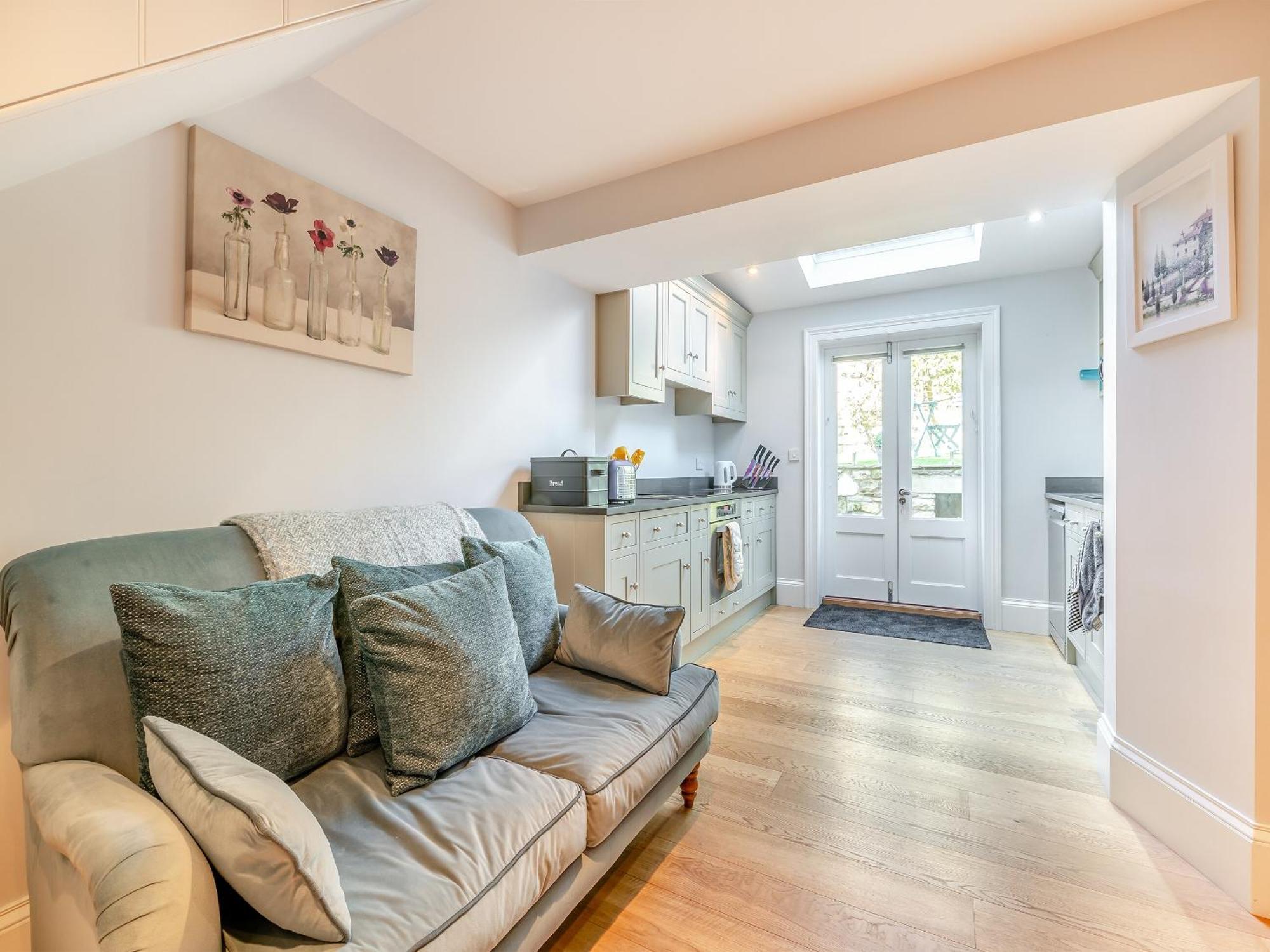 Ryburn House - Uk43518 Villa Торнтън Дейл Екстериор снимка