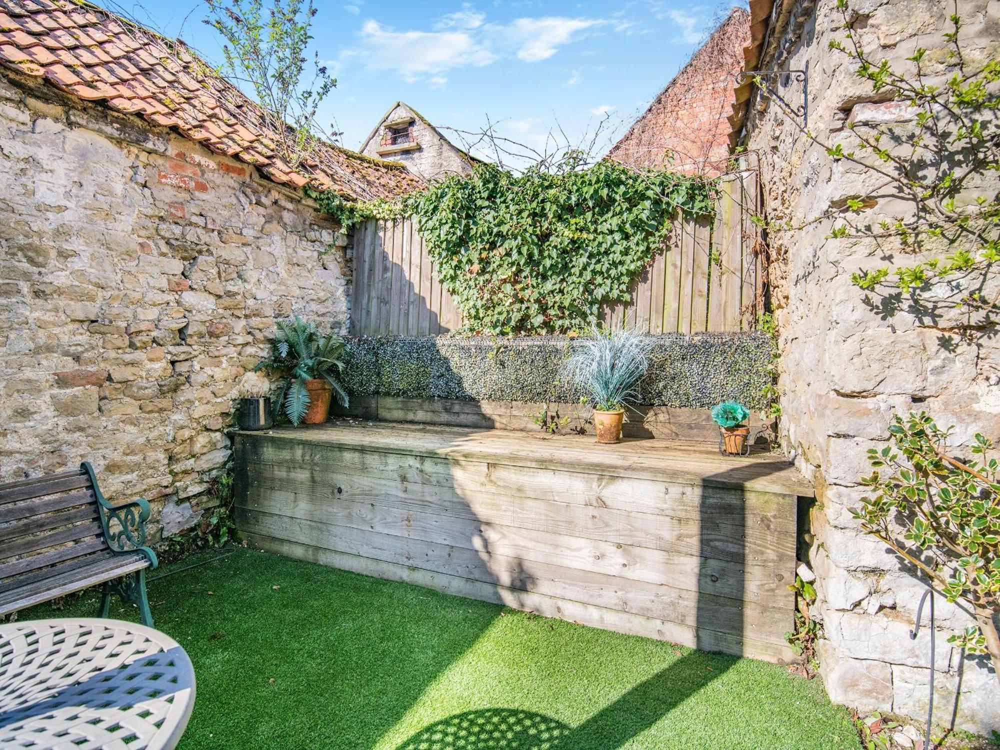 Ryburn House - Uk43518 Villa Торнтън Дейл Екстериор снимка